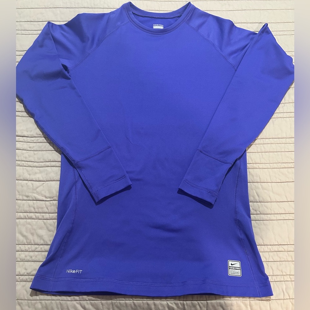 Nike Women’s Cold Weather Performance Long Sleeve Size L